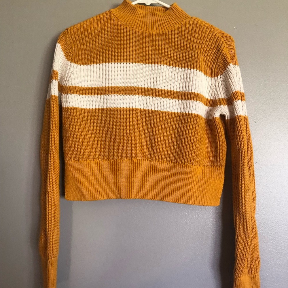 PacSun sweater